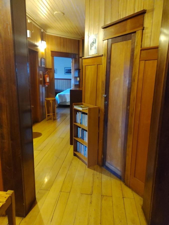 푸에르토바라스 Hostal Florencia 아파트 외부 사진